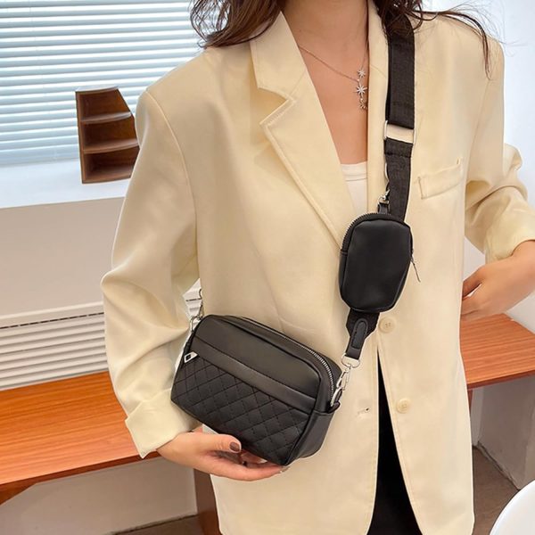Stylish Black Crossbody Bag for Women – Trendy & Affordable in Pakistan