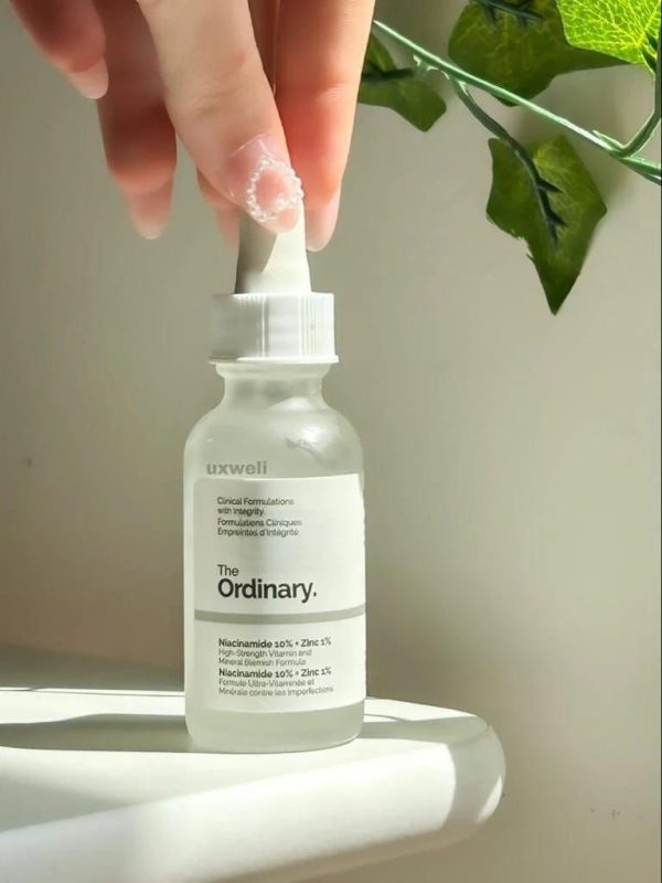 The Ordinary Niacinamide 10% + Zinc 1% – Original Serum in Pakistan (30ml)